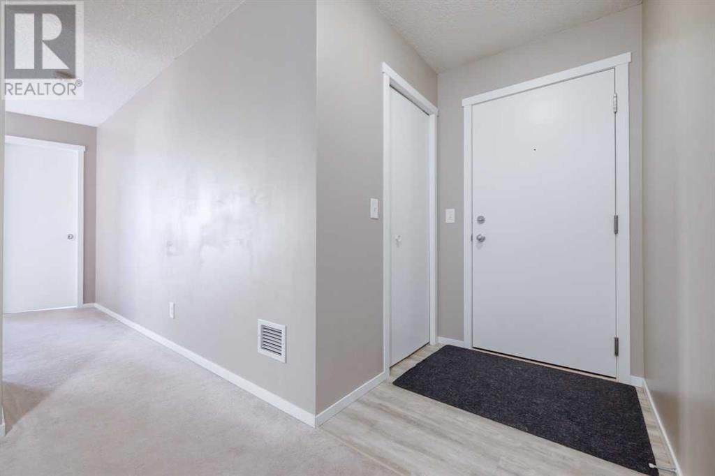 4641 128 AVENUE NORTHEAST Image 2