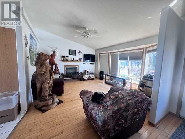 5210 57 STREET Image 8