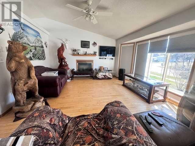 5210 57 STREET Image 9