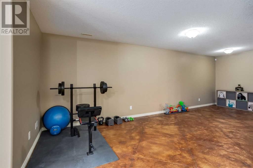 19 ROCKMONT COURT NORTHWEST Image 33