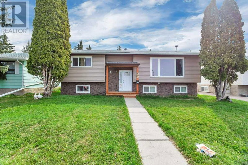 37 Nagel Avenue Red Deer, Alberta
