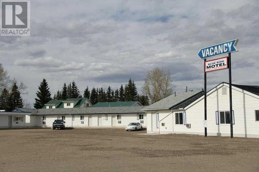 4001 48 AVENUE Image 20