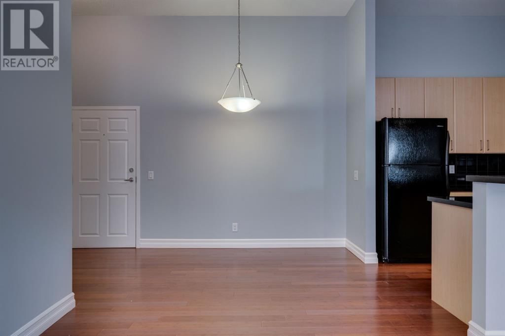 881 15 AVENUE SOUTHWEST Image 12