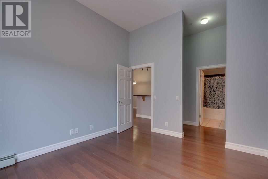 881 15 AVENUE SOUTHWEST Image 16