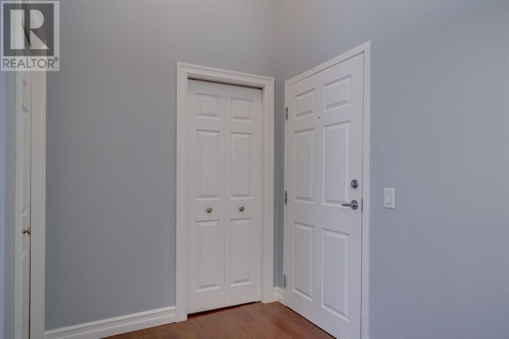 881 15 AVENUE SOUTHWEST Image 22