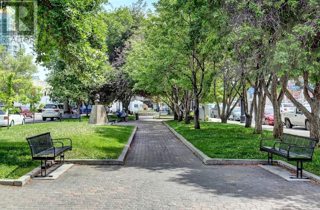 881 15 AVENUE SOUTHWEST Image 34