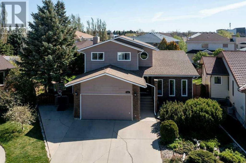 2207 26 Avenue South South South Lethbridge, Alberta