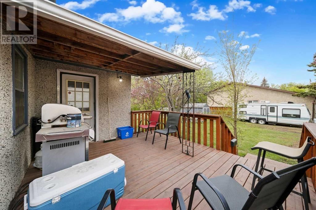 88 HALIBURTON CRESCENT Image 30