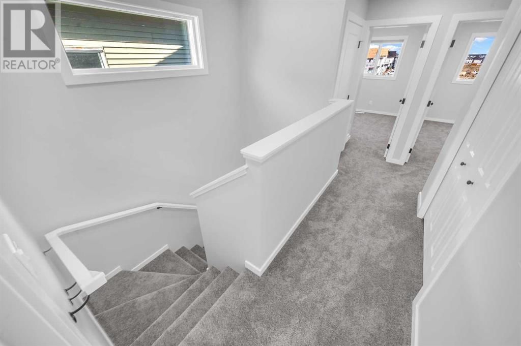64 SAVANNA PLACE NORTHEAST Image 20