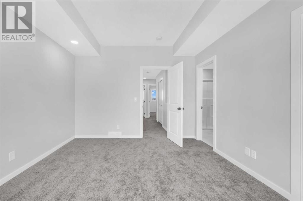 64 SAVANNA PLACE NORTHEAST Image 23