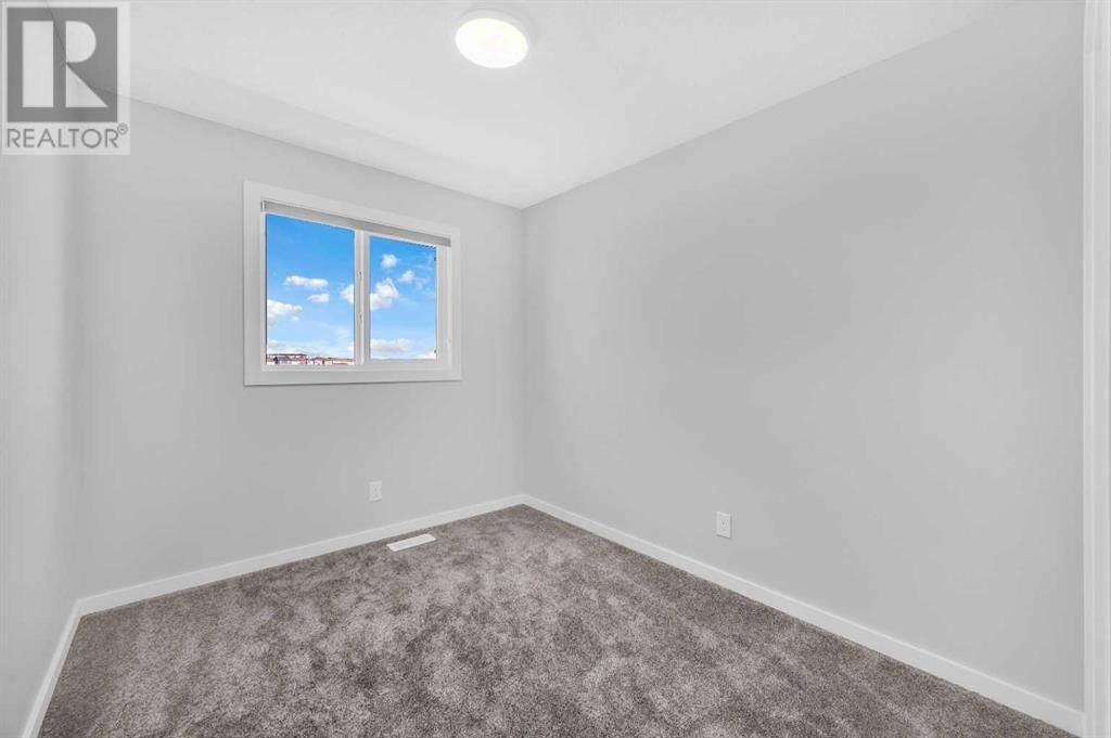 64 SAVANNA PLACE NORTHEAST Image 29