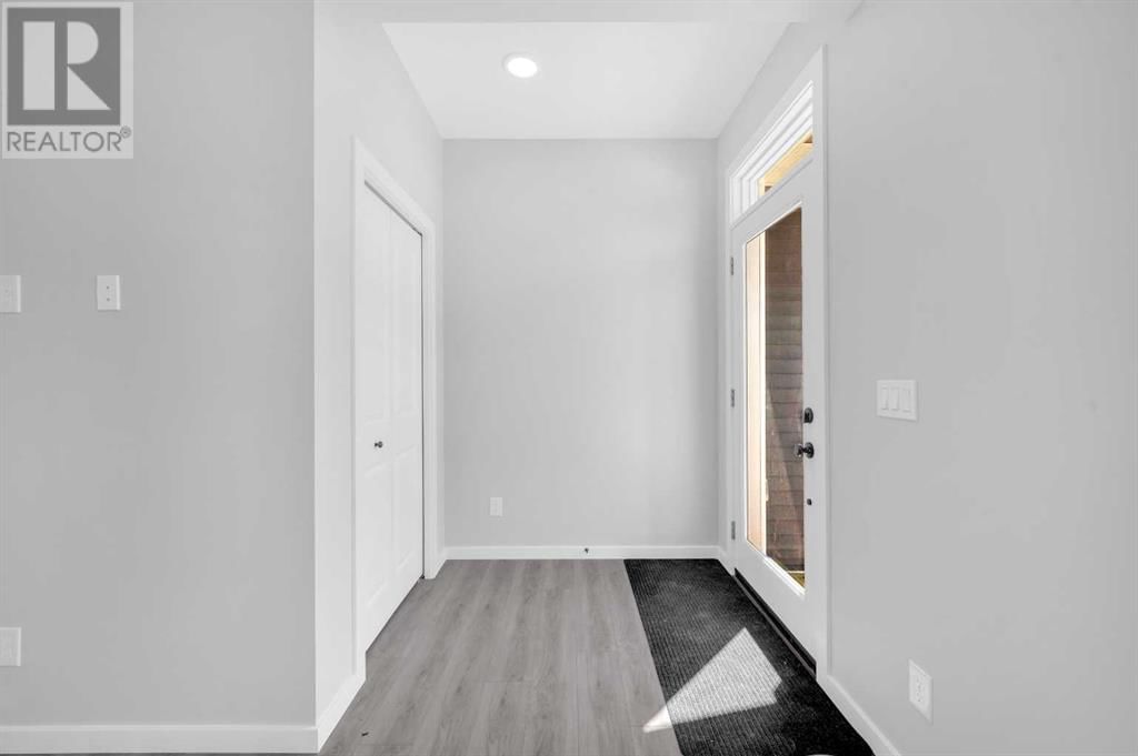 64 SAVANNA PLACE NORTHEAST Image 3