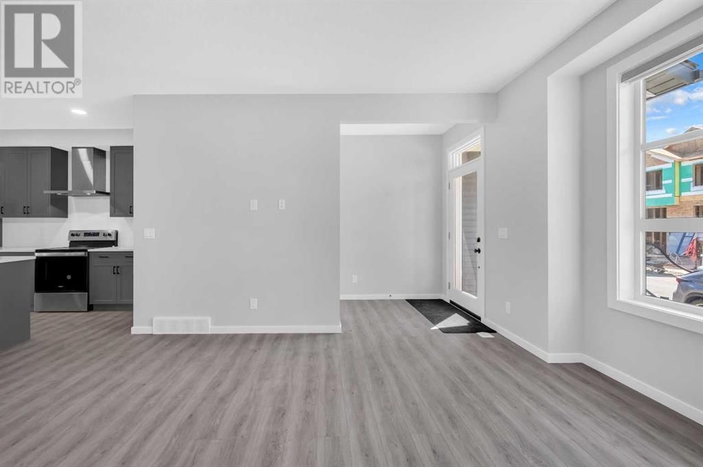 64 SAVANNA PLACE NORTHEAST Image 6