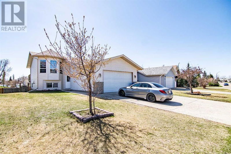 123 Duston Street Red Deer, Alberta