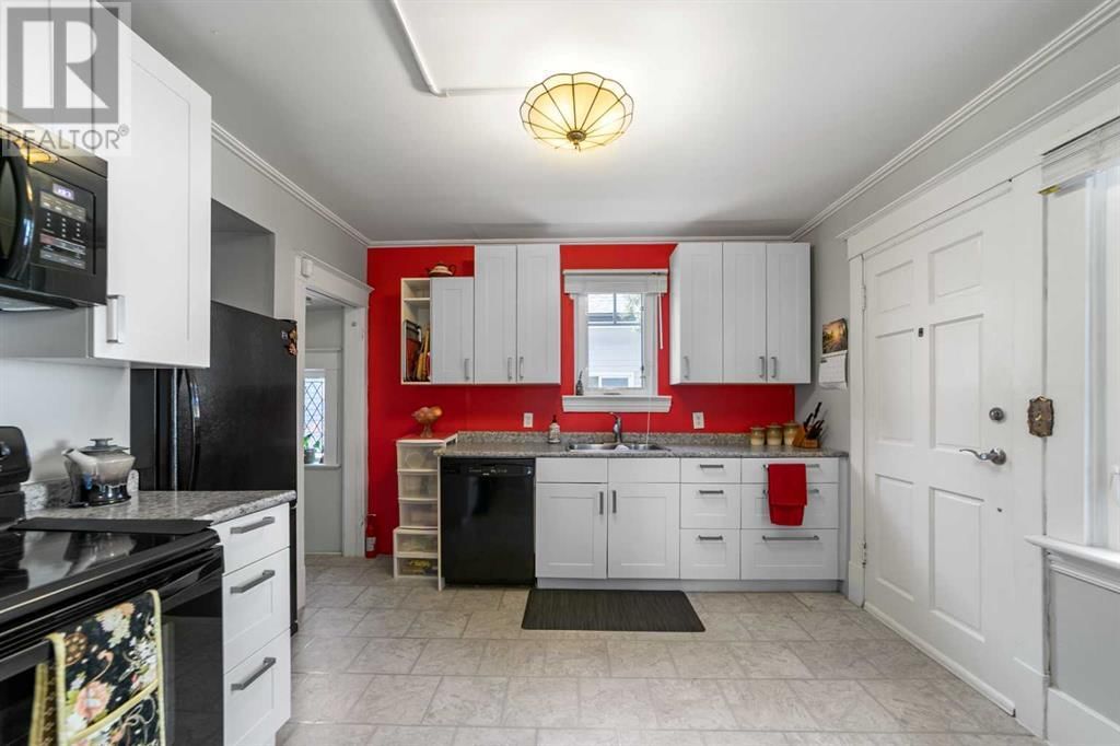 5318 49 AVENUE Image 19