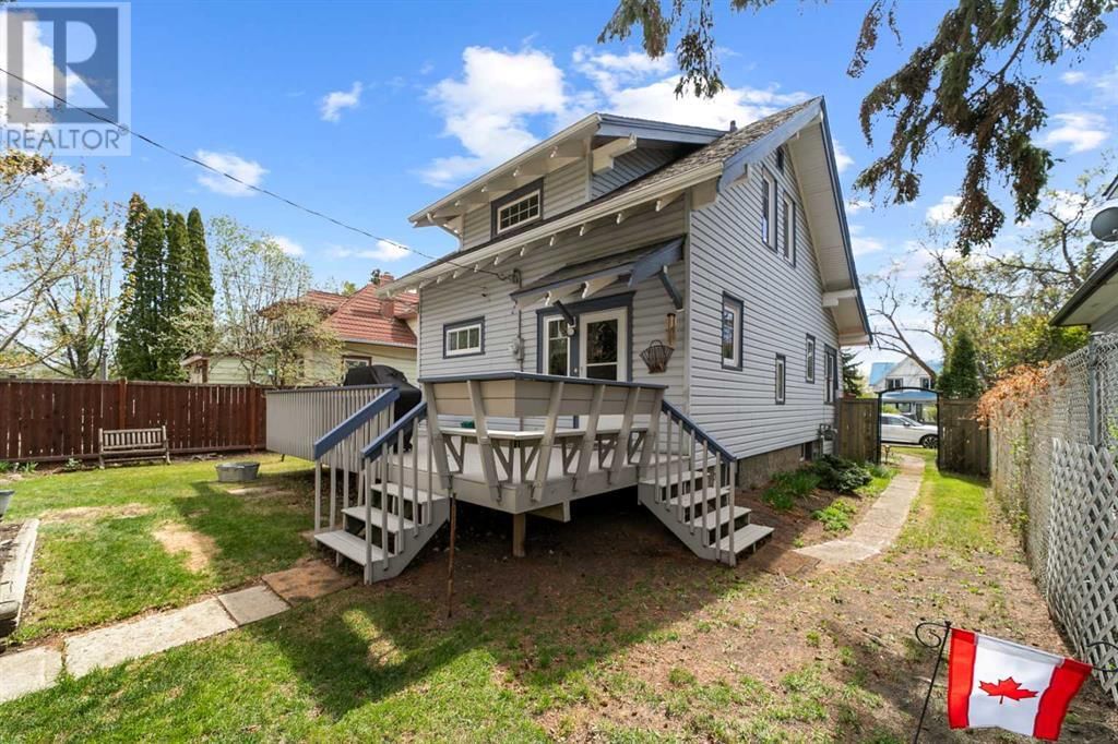 5318 49 AVENUE Image 2