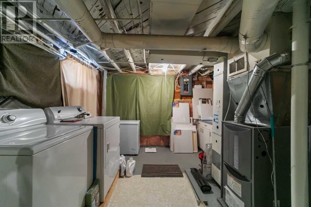 5318 49 AVENUE Image 30