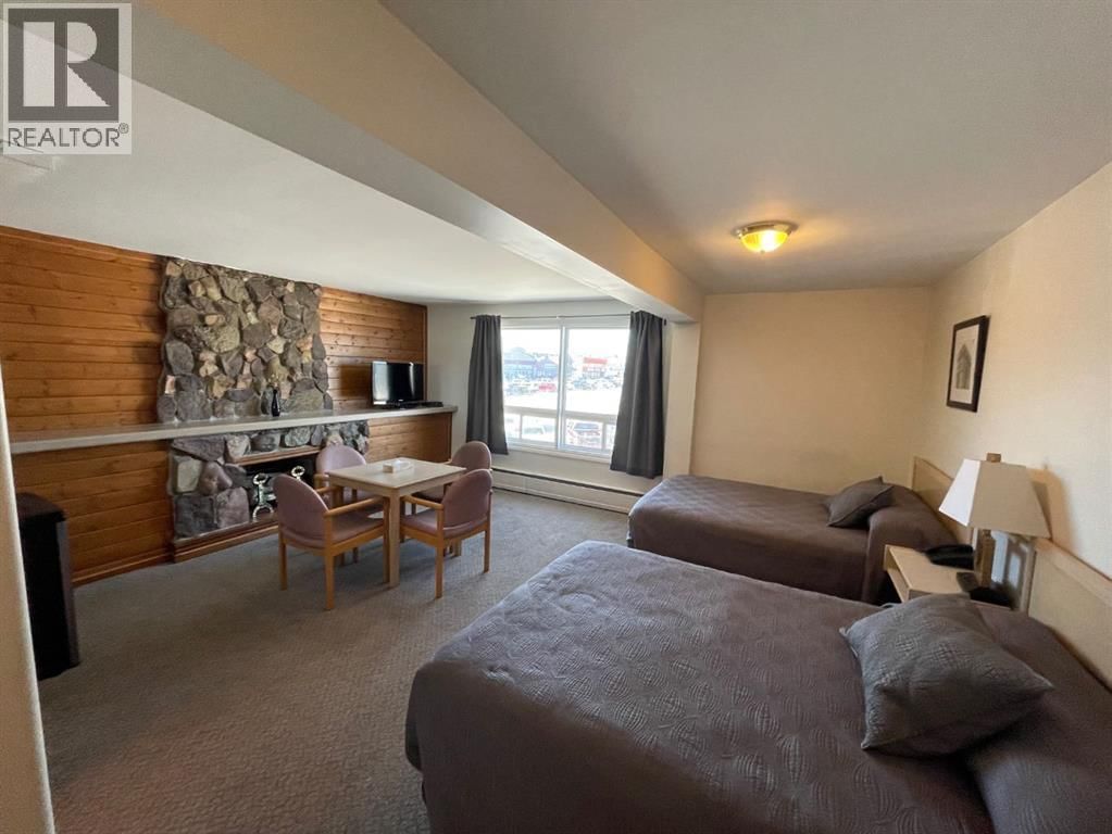 114 PARK STREET Image 10