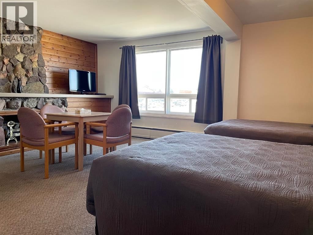 114 PARK STREET Image 11