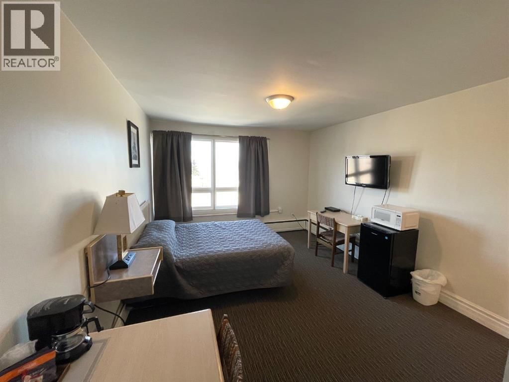 114 PARK STREET Image 18