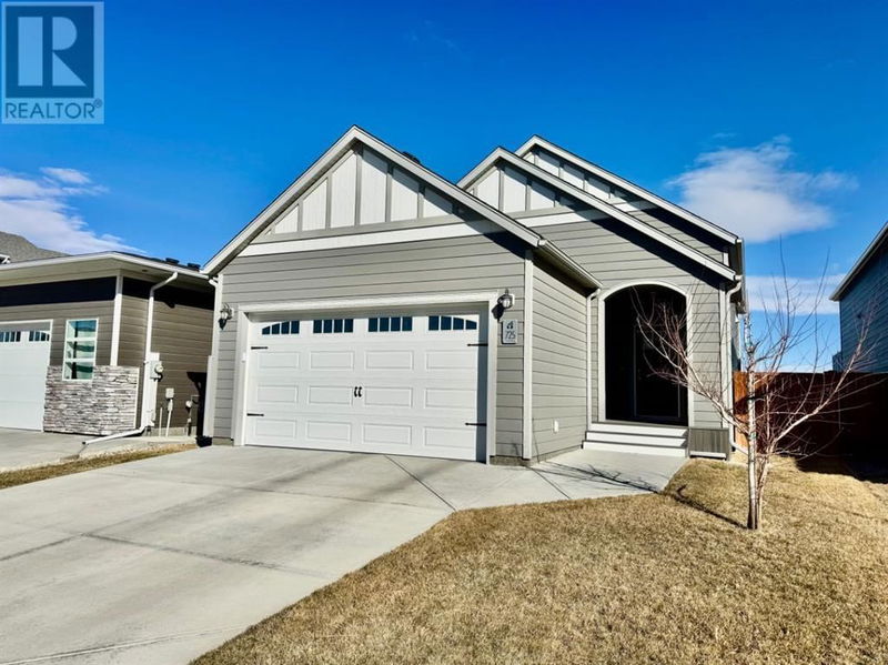 725 Atlantic Cove West Lethbridge, Alberta