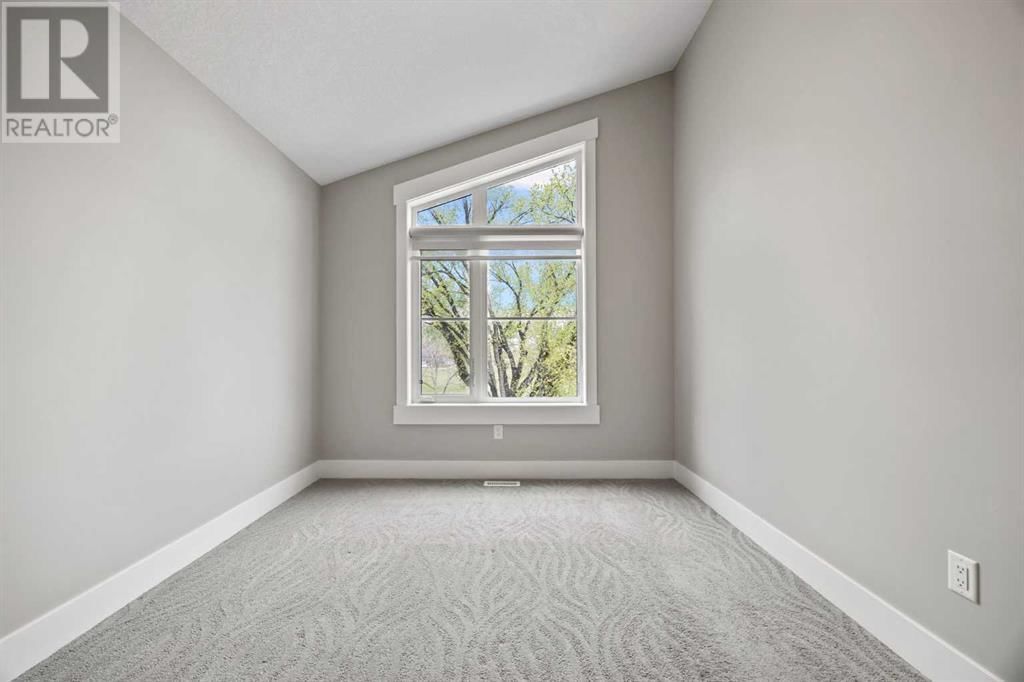 409 24 AVENUE NORTHWEST Image 35