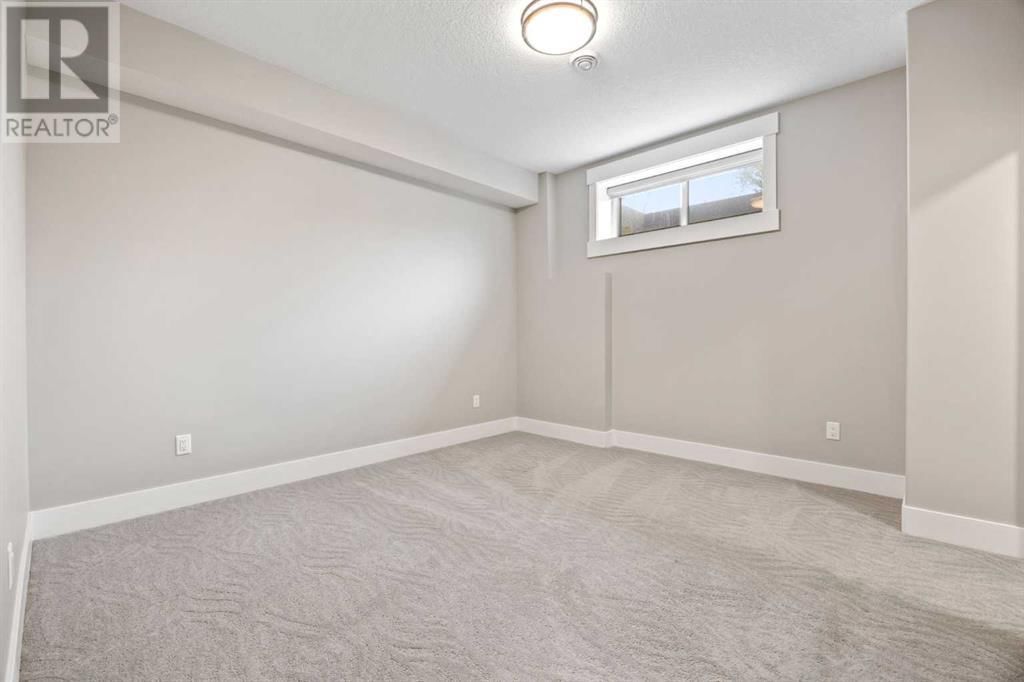 409 24 AVENUE NORTHWEST Image 44