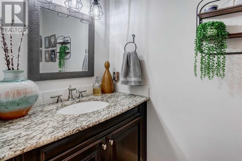 608 MONTCLAIR PLACE Image 16