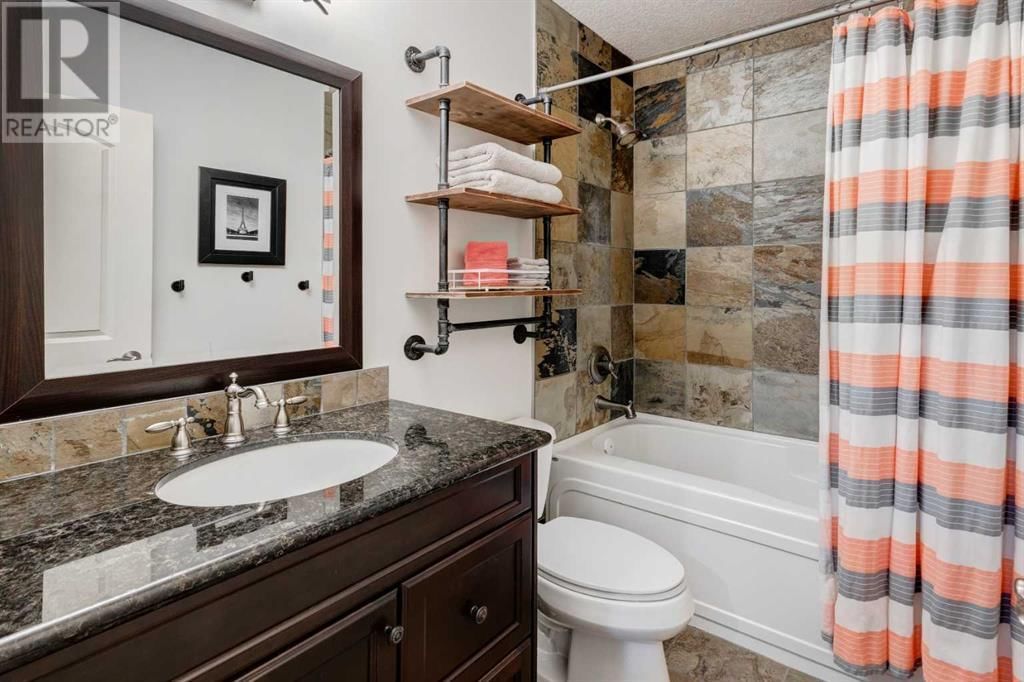 608 MONTCLAIR PLACE Image 36