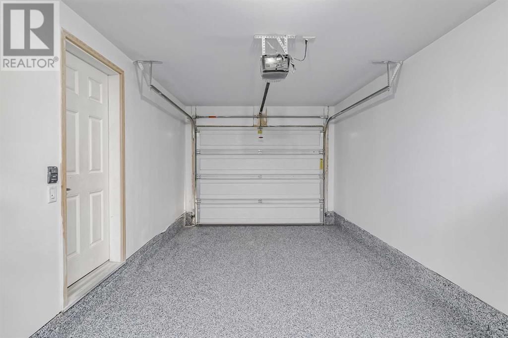 280 WILLIAMSTOWN CLOSE NORTHWEST Image 30