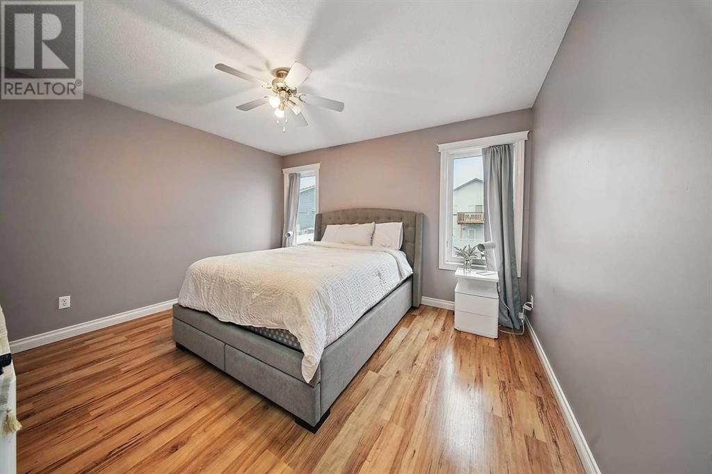 55 LODGE PLACE Image 11