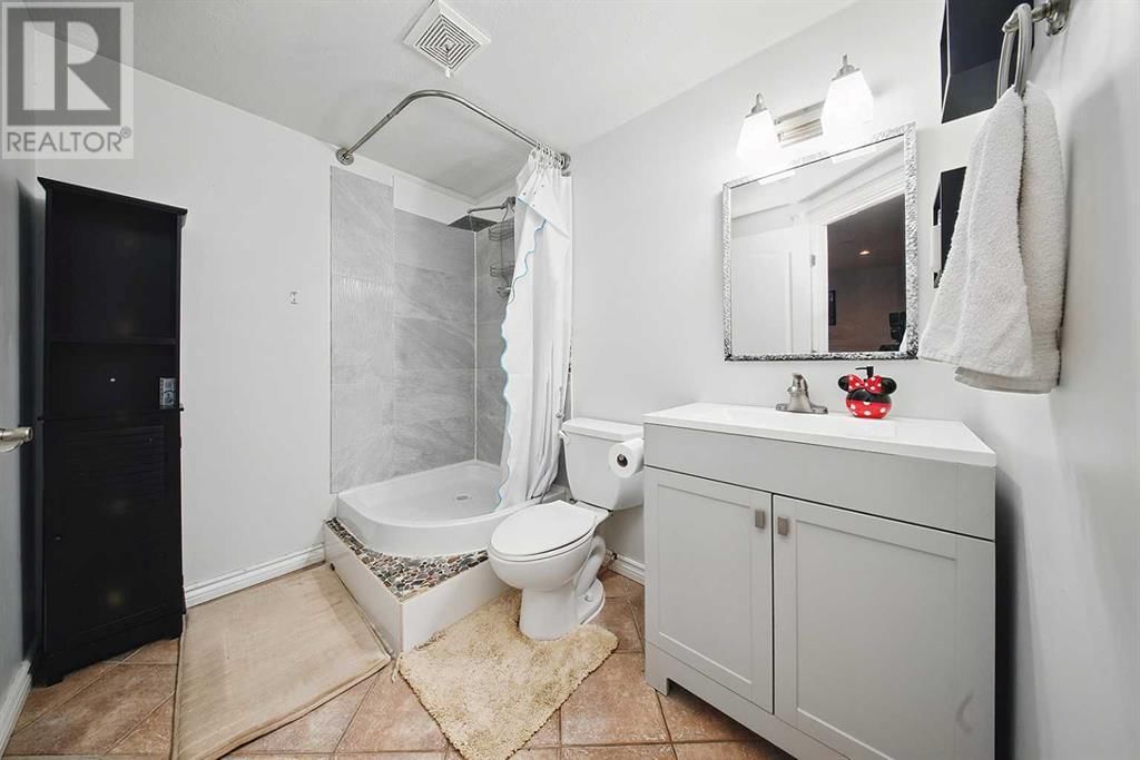 55 LODGE PLACE Image 18