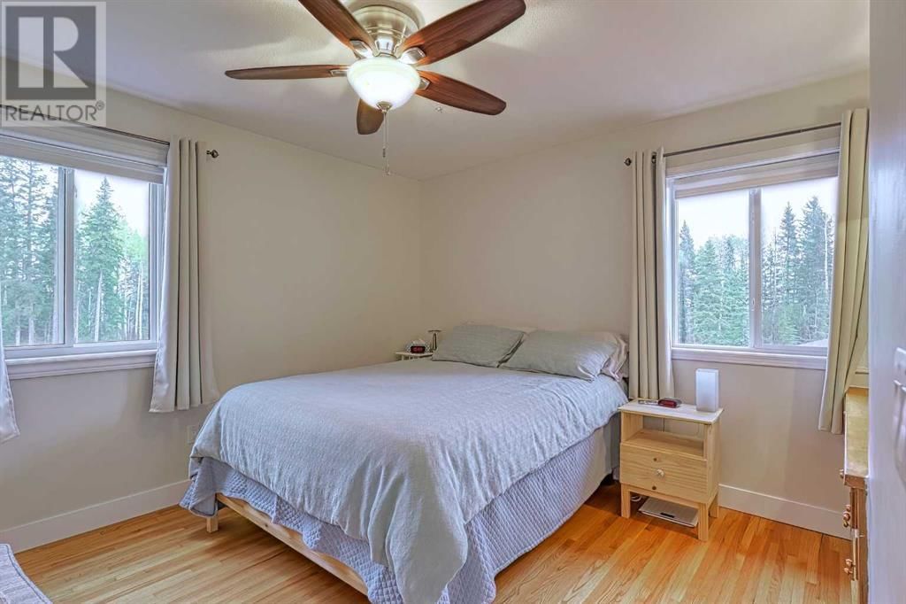 30349 RANGE ROAD 55 Image 18