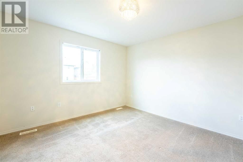 136 Mt Sundance Crescent West Lethbridge, Alberta