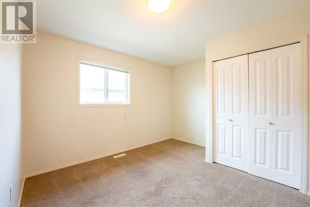 136 Mt Sundance Crescent West Lethbridge, Alberta