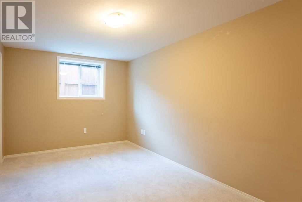136 Mt Sundance Crescent West Lethbridge, Alberta