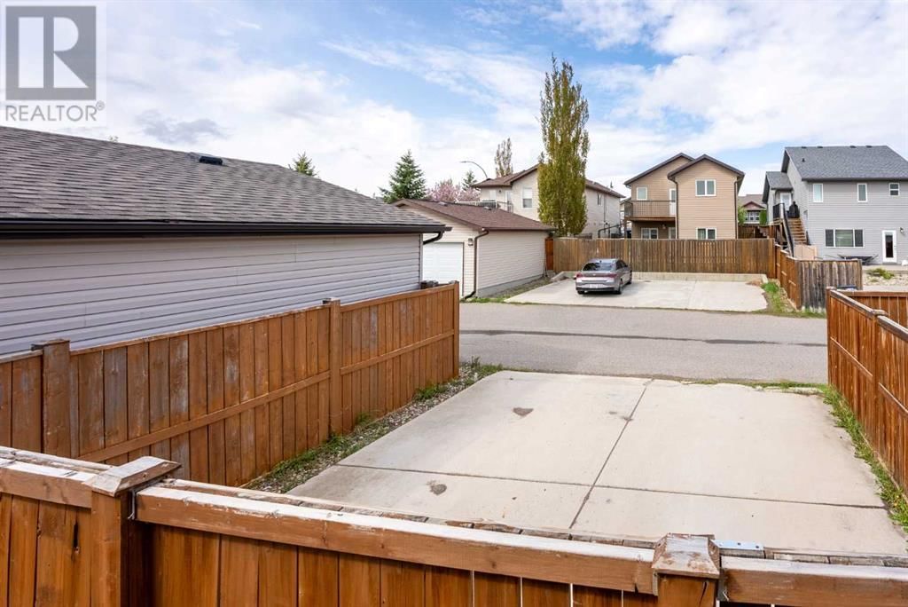136 Mt Sundance Crescent West Lethbridge, Alberta