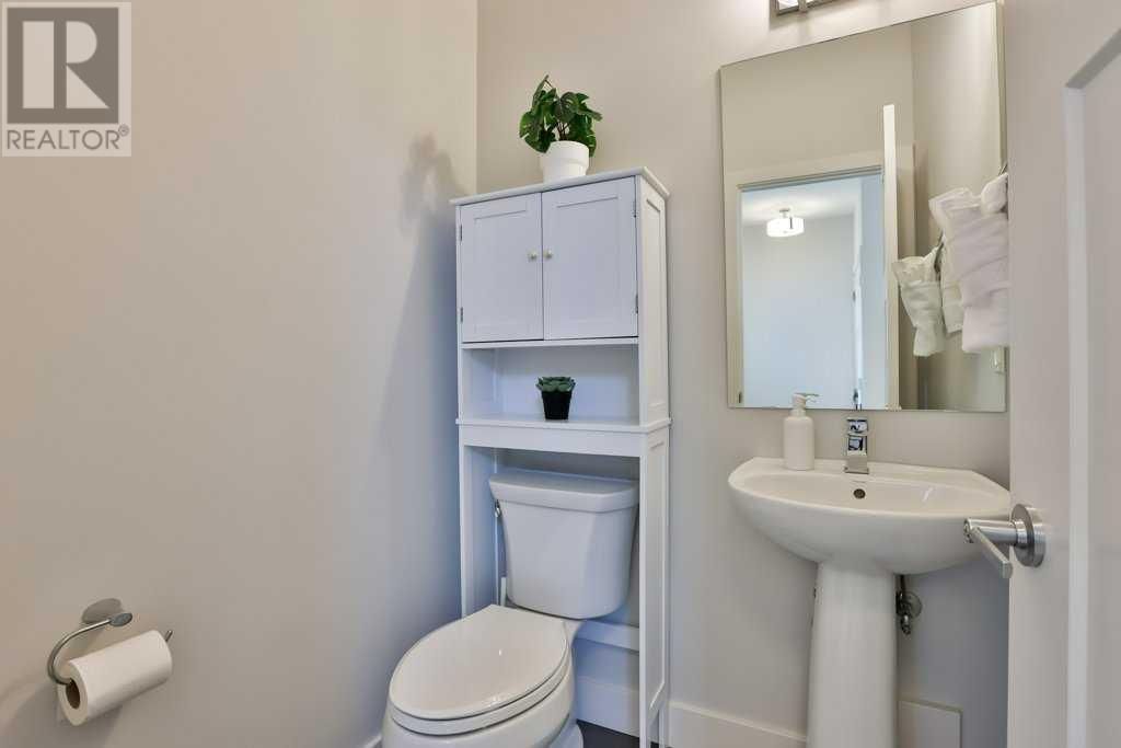 942 Miners Boulevard West Lethbridge, Alberta