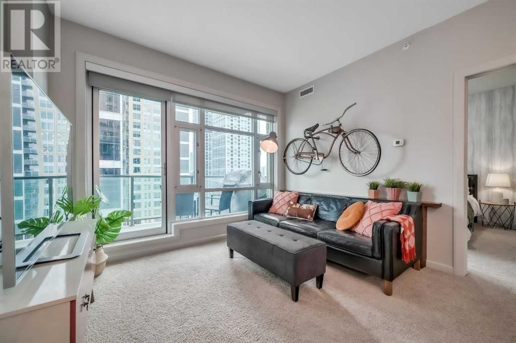 1410 1 STREET SOUTHEAST Image 14
