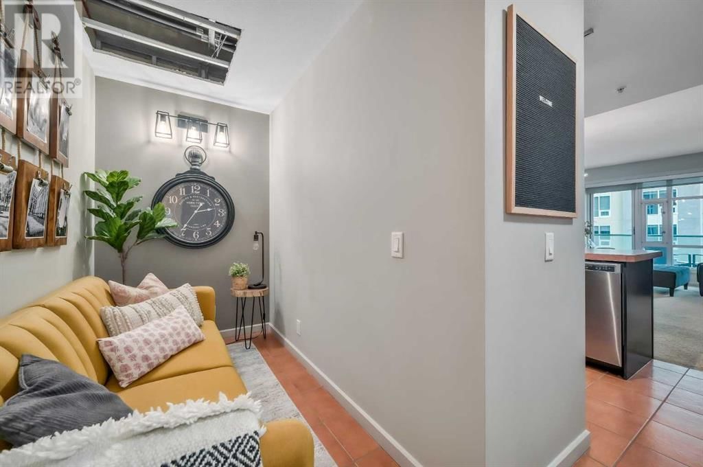 1410 1 STREET SOUTHEAST Image 7