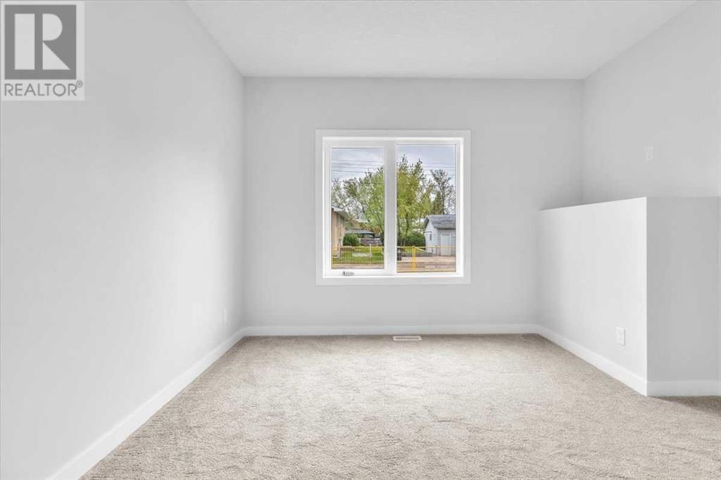 1016 LIMIT AVENUE Image 20