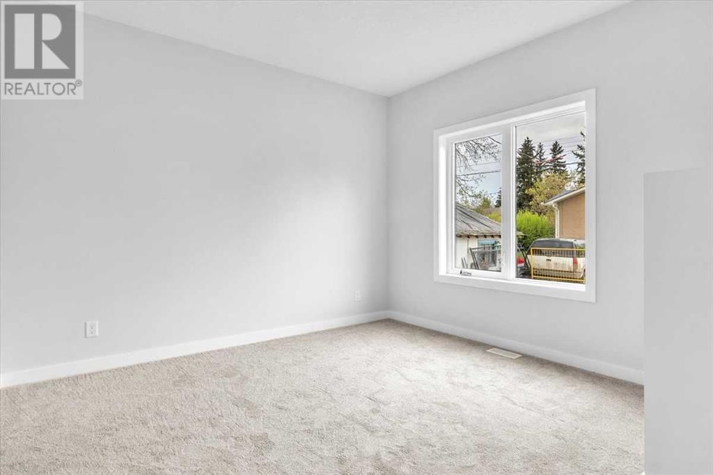 1016 LIMIT AVENUE Image 21