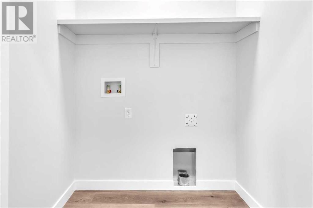 1016 LIMIT AVENUE Image 29