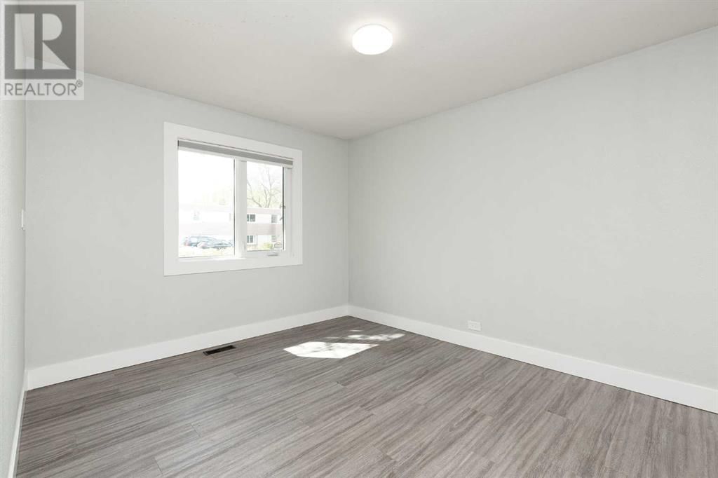 1111 9 Avenue South Lethbridge, Alberta