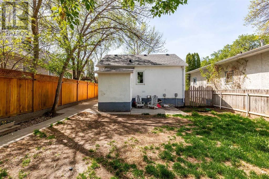 1111 9 Avenue South Lethbridge, Alberta