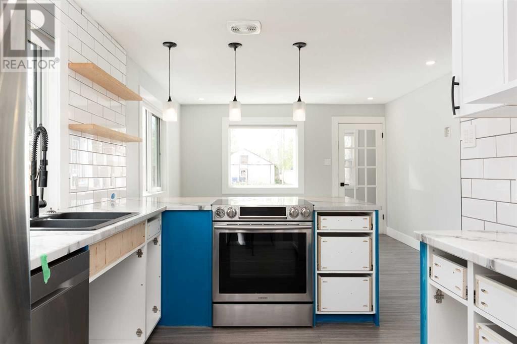 1111 9 Avenue South Lethbridge, Alberta
