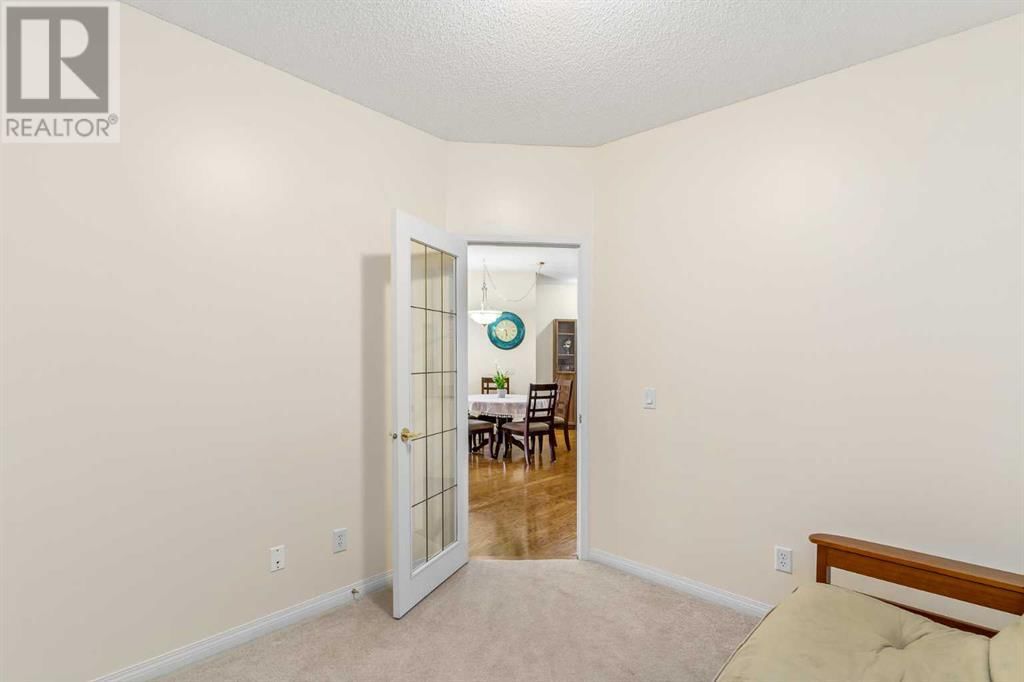 14645 6 STREET SOUTHWEST Image 17