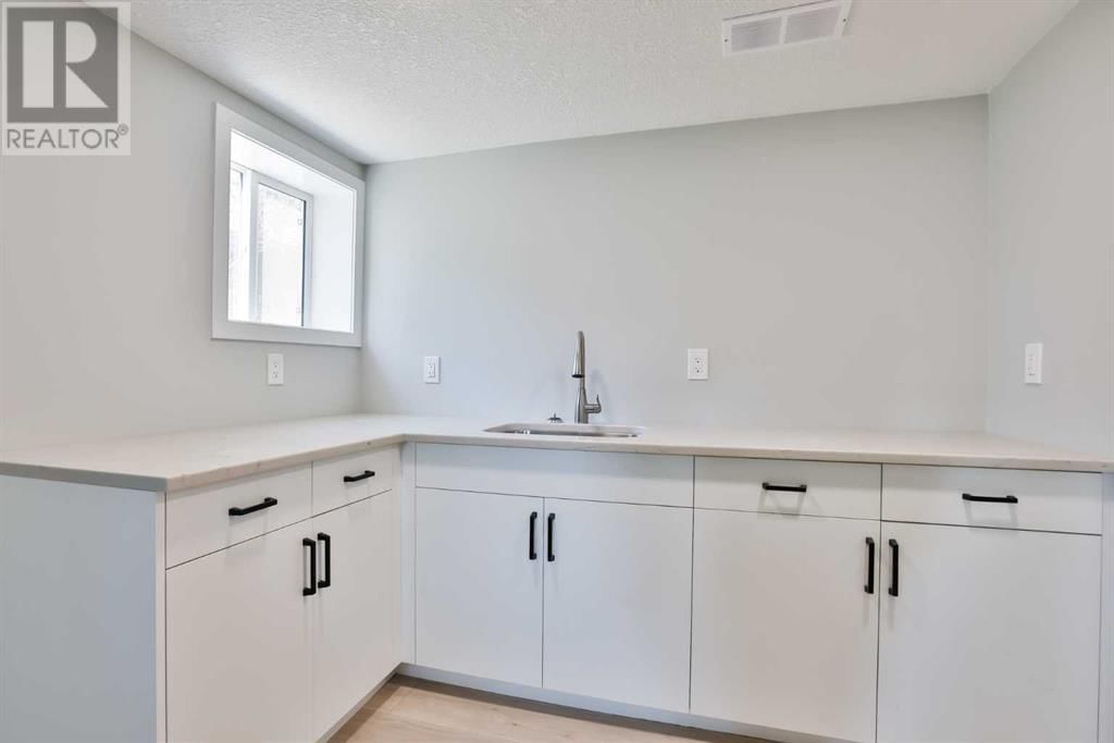 544 20 Street North Lethbridge, Alberta