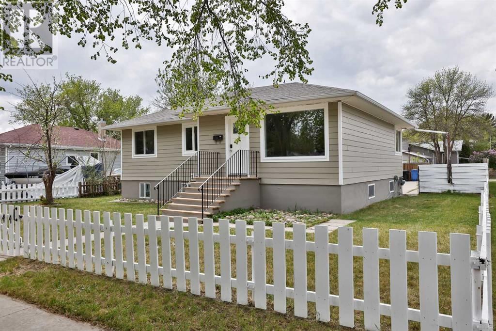 544 20 Street North Lethbridge, Alberta