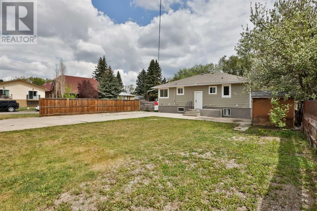 544 20 Street North Lethbridge, Alberta